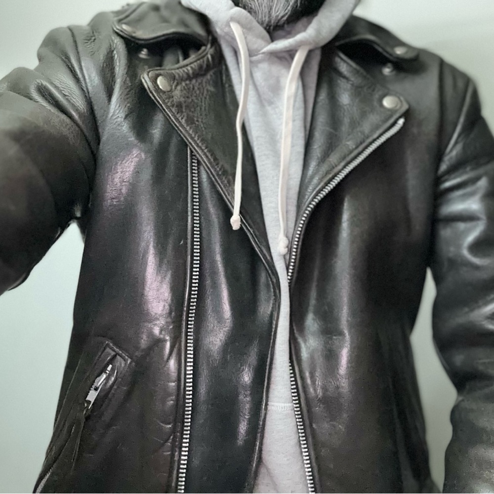 Men's natal leather, vintage Black Leather motorcycle Jacket
Heavy 1950s made 🇺🇸 - Picture 2 of 16